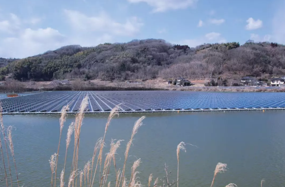 日本首座采用天合光能雙玻組件的大型水上漂浮電站啟用